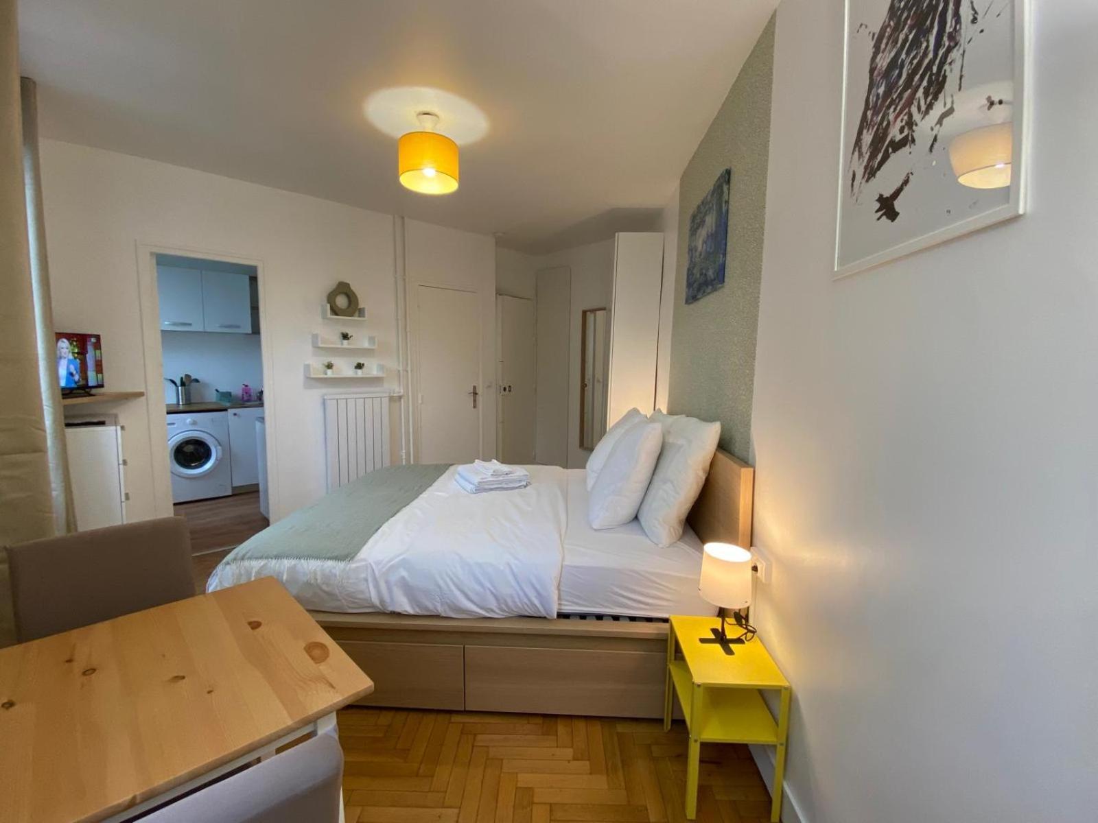 Studio Number 6 Pantin Esterno foto